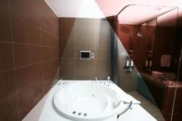 Tria Hotel Seoul Exterior photo